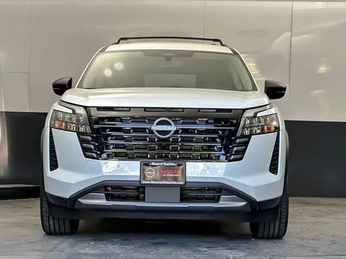 New 2026 Nissan Pathfinder SL AWD/4WD image 8