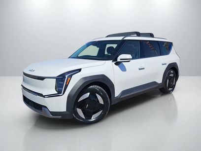 Used 2024 Kia EV9 Wind