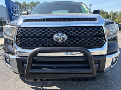 Used 2019 Toyota Tundra SR5 AWD/4WD image 10