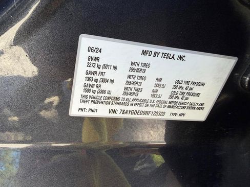 Used 2024 Tesla Model Y Long Range image 19