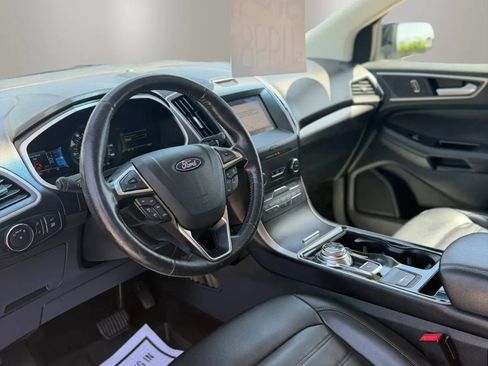 Used 2019 Ford Edge SEL w/ Equipment Group 201A AWD/4WD image 10