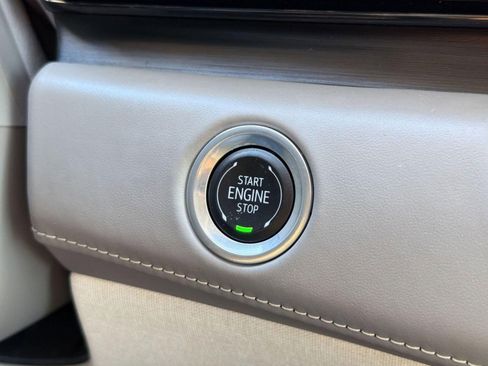 Certified 2024 Cadillac Escalade Premium Luxury Platinum w/ Heavy-Duty Trailer Package image 22