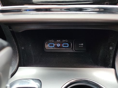 Used 2020 Jeep Grand Cherokee Altitude image 13