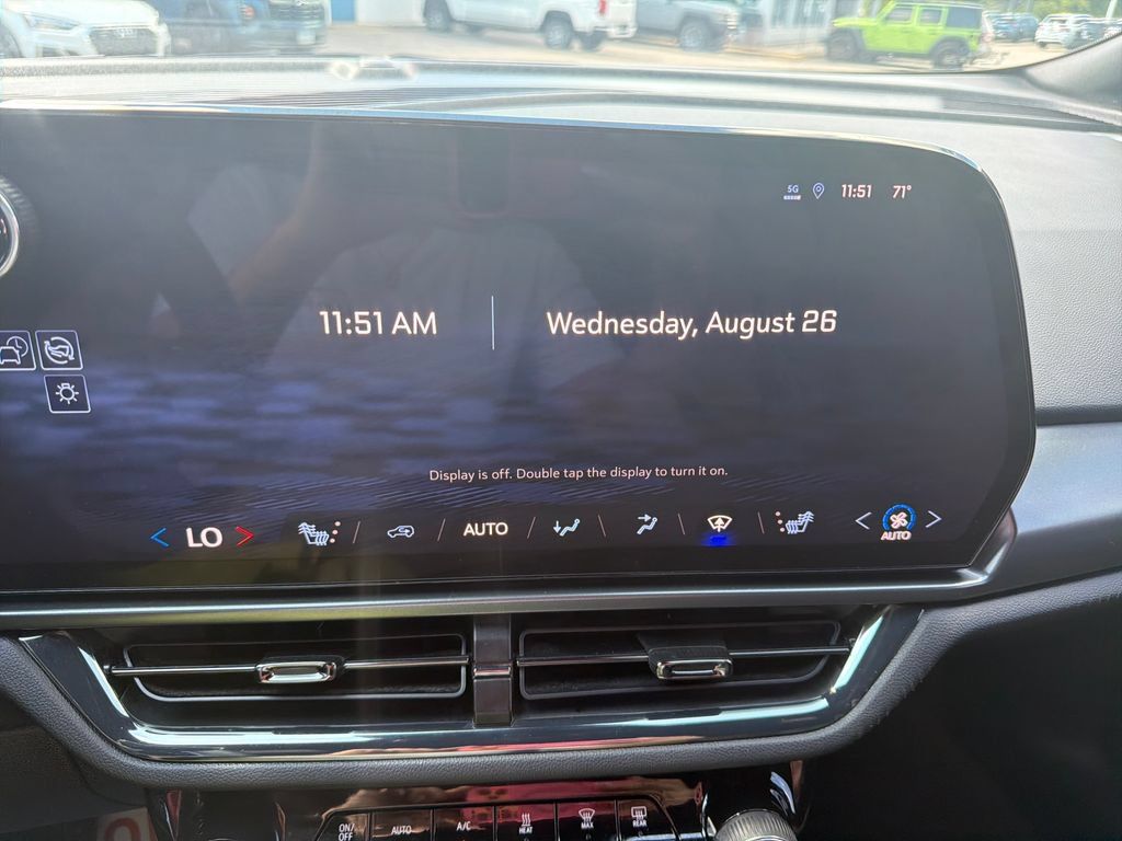 Certified 2024 Chevrolet Equinox EV RS AWD/4WD image 19