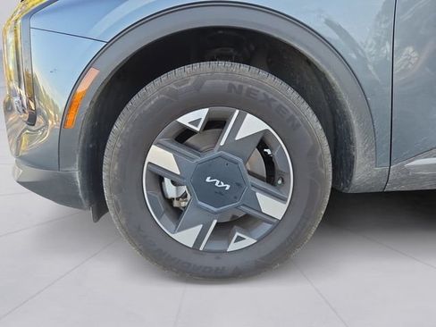 Used 2026 Kia Sportage LX AWD/4WD image 9