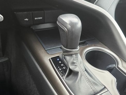 Used 2023 Toyota Camry SE AWD/4WD image 24