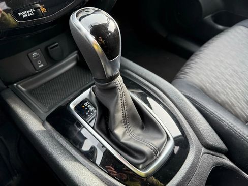 Used 2017 Nissan Rogue S w/ S Appearance Package image 14