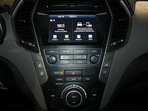 Used 2017 Hyundai Santa Fe Sport image 13