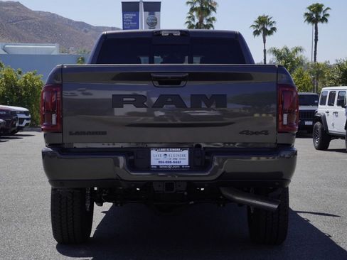 New 2026 RAM 2500 Laramie AWD/4WD image 5