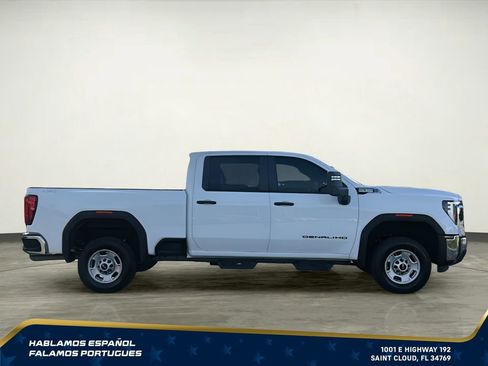 Used 2024 GMC Sierra 2500 Pro AWD/4WD image 7