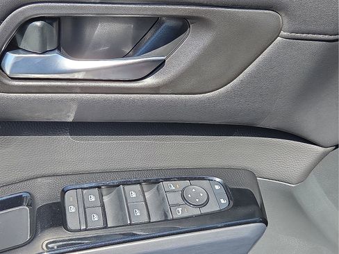 New 2026 Nissan Pathfinder SL AWD/4WD image 15