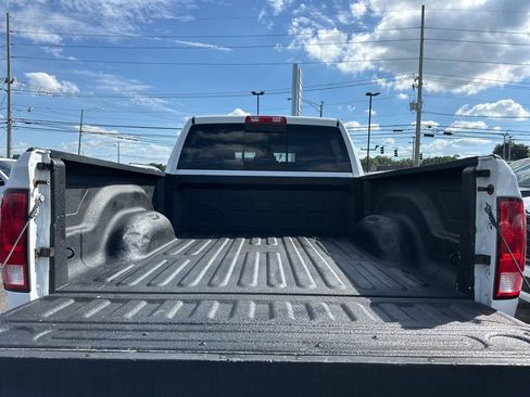 Used 2017 RAM 2500 SLT AWD/4WD image 11