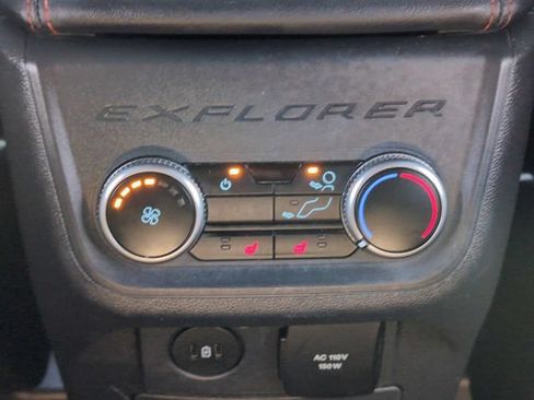 Used 2025 Ford Explorer ST AWD/4WD image 21