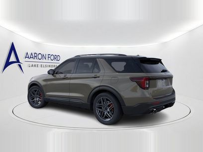 New 2026 Ford Explorer ST w/ Sun And Sound Package