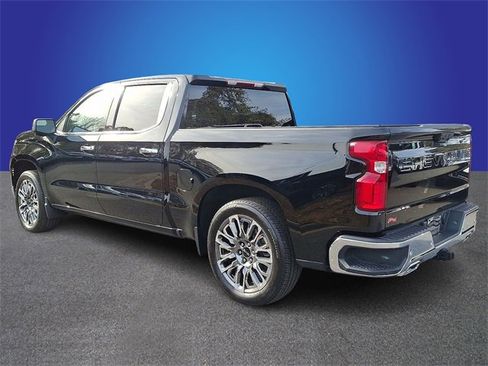 Certified 2024 Chevrolet Silverado 1500 LTZ image 6