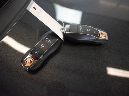 New 2026 Porsche Macan image 30