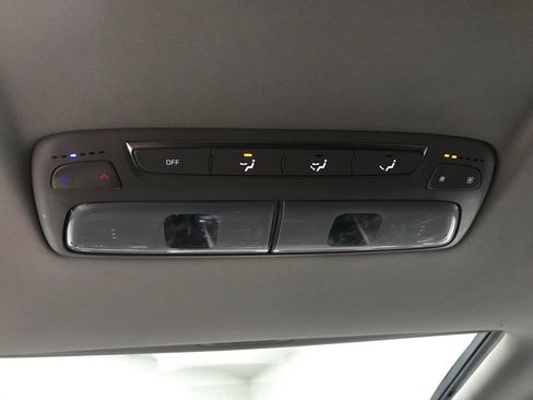 Used 2020 Kia Telluride S w/ S 8 Passenger Seating Package image 31