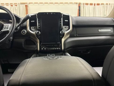 Used 2020 RAM 2500 Laramie RWD image 18
