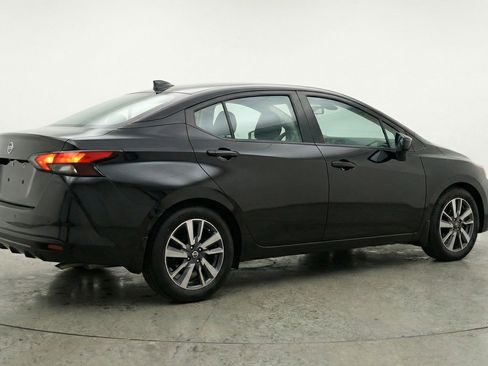 Used 2025 Nissan Versa SV FWD image 9