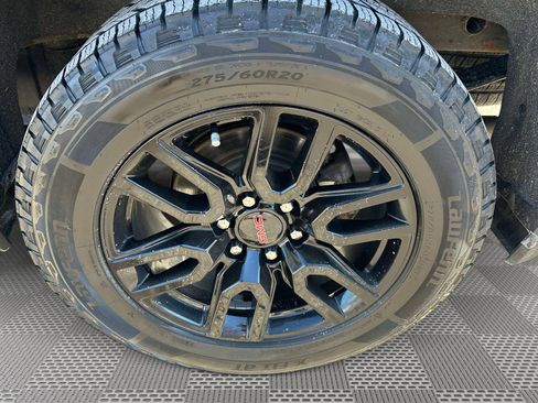 Used 2022 GMC Sierra 1500 Elevation image 34