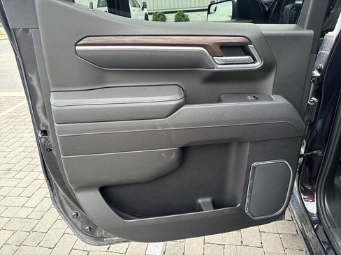 Certified 2026 GMC Sierra 1500 SLT AWD/4WD image 33