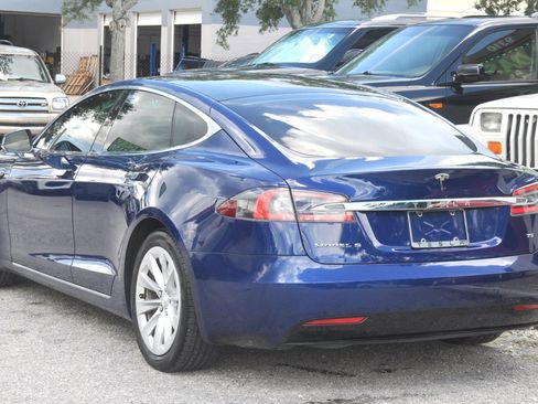 Used 2017 Tesla Model S 75 RWD image 10