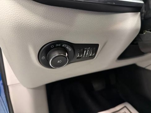 Used 2023 Jeep Compass Limited w/ Elite Group AWD/4WD image 19