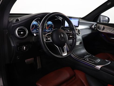 Used 2020 Mercedes-Benz GLC 300 4MATIC image 37