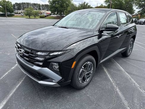 New 2026 Hyundai Tucson Blue SE AWD/4WD image 3