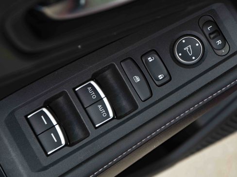 Used 2023 Honda Accord Sport image 38