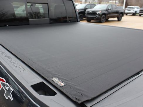 Used 2021 Chevrolet Silverado 1500 LT w/ Convenience Package II image 31