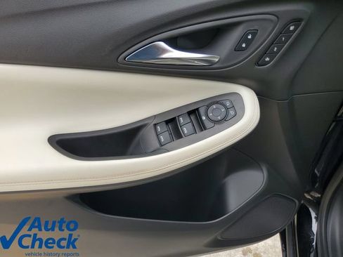 Used 2024 Buick Encore GX Avenir FWD image 20