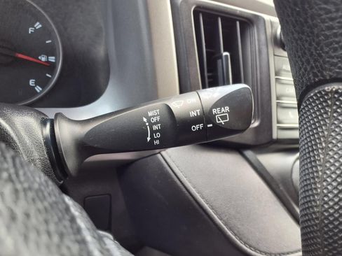 Used 2016 Toyota RAV4 LE AWD/4WD image 17