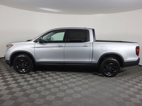 Certified 2025 Honda Ridgeline Sport+ image 16