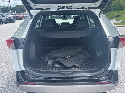 Used 2023 Toyota RAV4 SE w/ Convenience Package AWD/4WD image 5