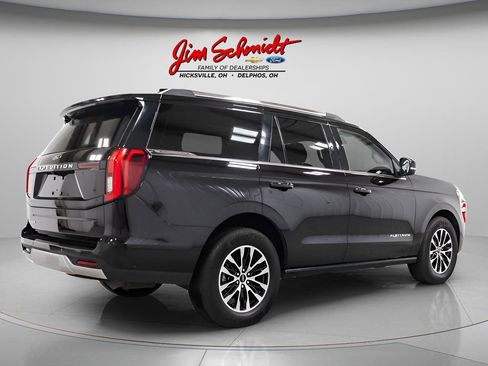 Used 2025 Ford Expedition Platinum AWD/4WD image 6