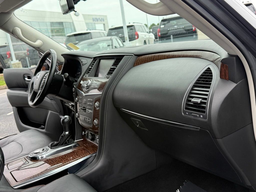 Used 2019 Nissan Armada Platinum w/ Captain's Chairs Package RWD image 18