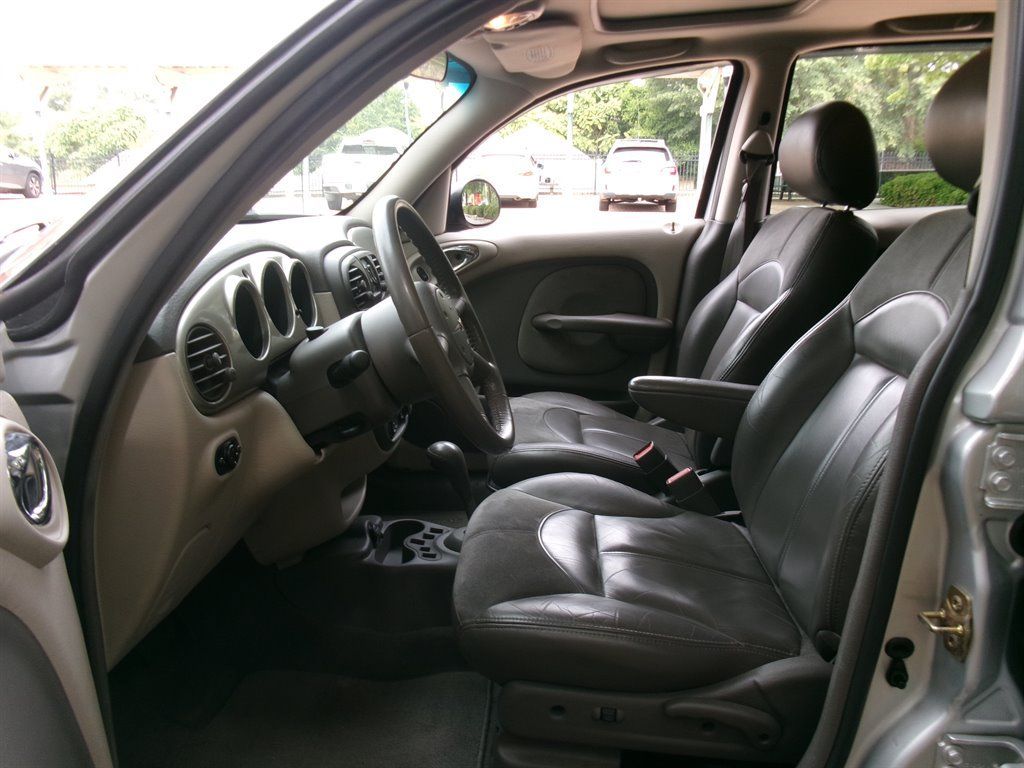 Used 2001 Chrysler PT Cruiser FWD image 12