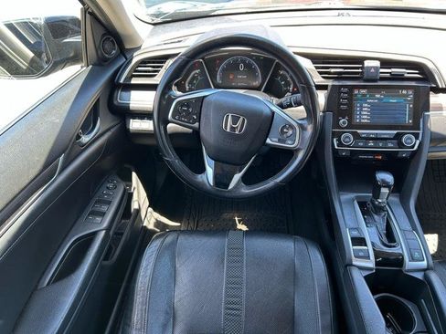 Used 2019 Honda Civic EX-L image 9