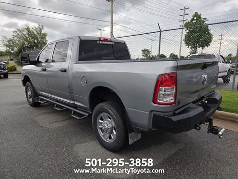 Used 2024 RAM 2500 Tradesman w/ Chrome Appearance Group AWD/4WD image 7