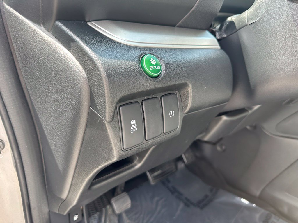 Used 2016 Honda CR-V EX image 17