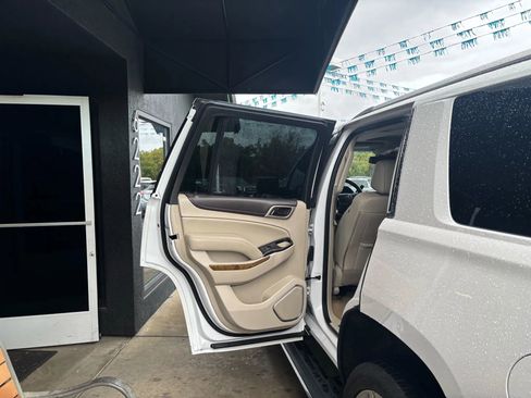 Used 2017 GMC Yukon Denali w/ Open Road Package image 10