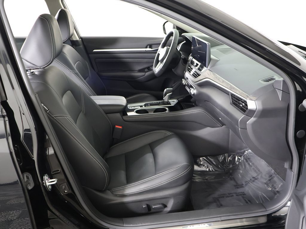 Used 2023 Nissan Altima 2.5 SL AWD/4WD image 31