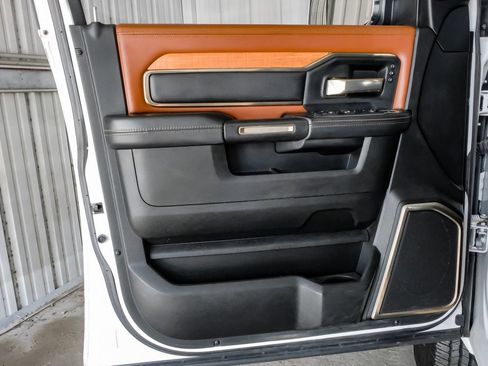 Used 2022 RAM 3500 Limited AWD/4WD image 44