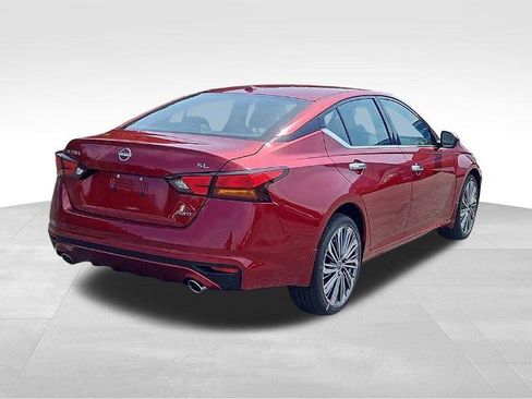 Certified 2024 Nissan Altima 2.5 SL image 5