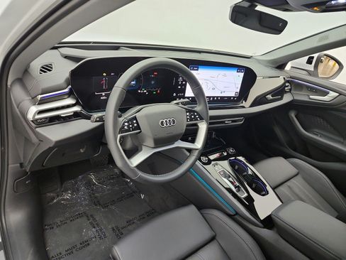 Used 2025 Audi A5 2.0T Premium Plus w/ Premium Plus AWD/4WD image 9