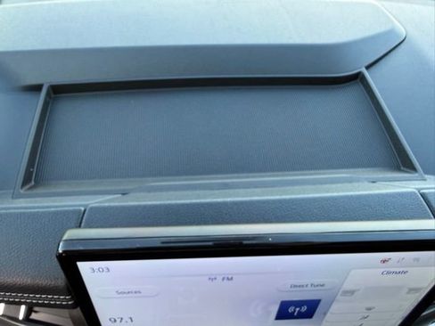 Used 2022 Ford Expedition XLT image 27