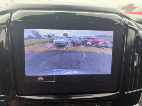 Used 2023 Chevrolet Traverse LT w/ LPO, Floor Liner Package AWD/4WD image 19