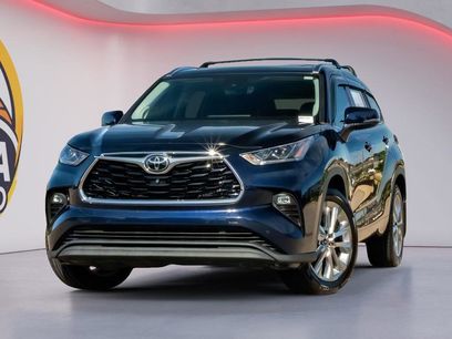 Used 2021 Toyota Highlander Limited