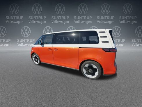 New 2025 Volkswagen ID. Buzz Pro S Plus RWD image 15